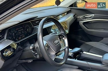 Позашляховик / Кросовер Audi e-tron 2019 в Рівному