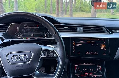 Позашляховик / Кросовер Audi e-tron 2019 в Рівному