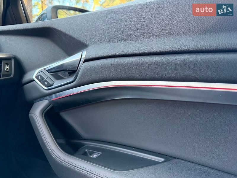 Внедорожник / Кроссовер Audi e-tron 2019 в Ровно