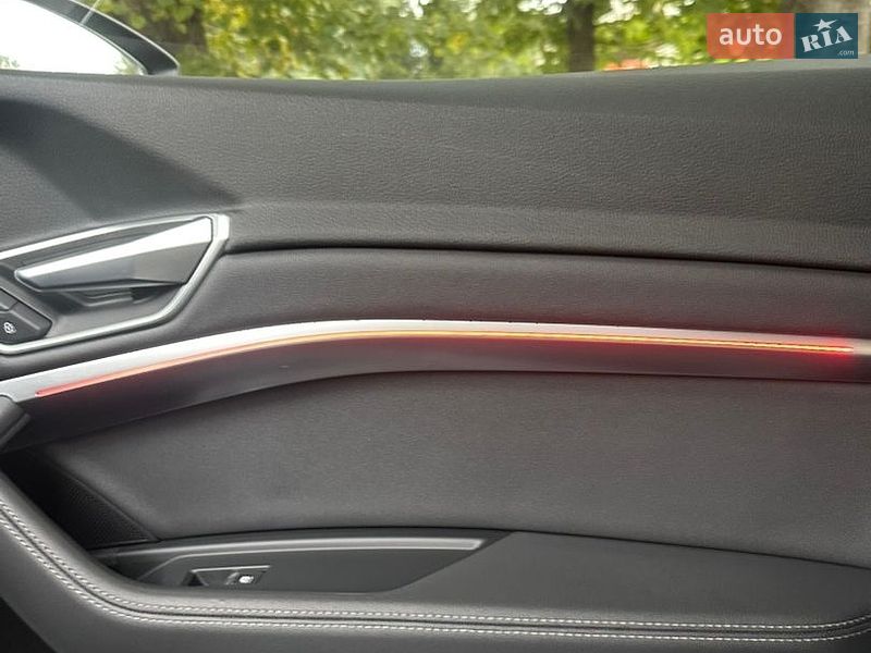 Внедорожник / Кроссовер Audi e-tron 2022 в Хмельницком