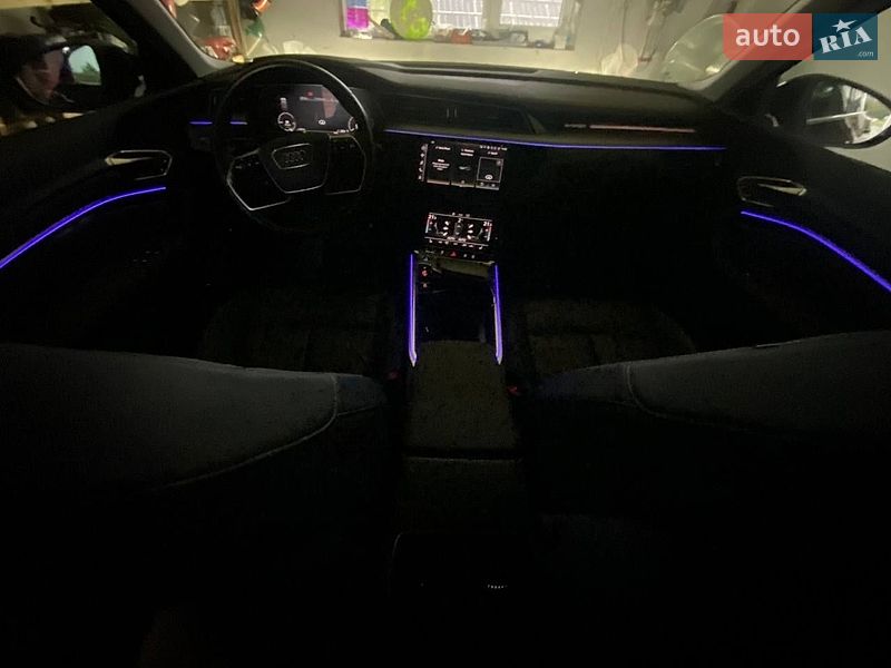 Позашляховик / Кросовер Audi e-tron 2020 в Коломиї