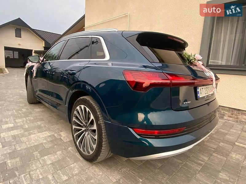 Позашляховик / Кросовер Audi e-tron 2020 в Коломиї