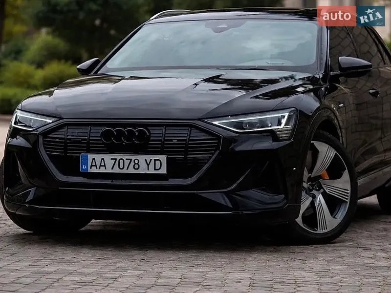 Audi e-tron