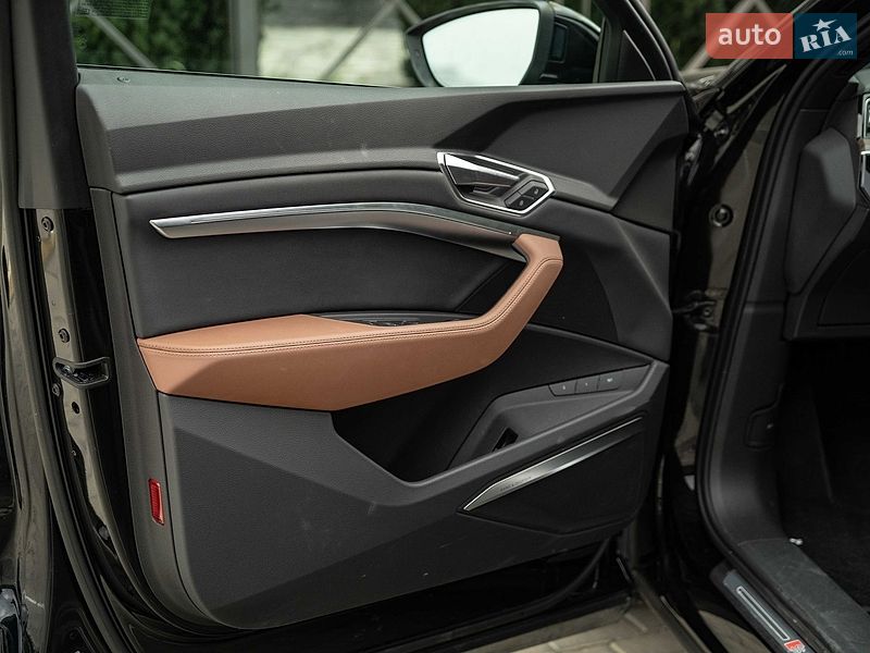 Внедорожник / Кроссовер Audi e-tron 2022 в Черновцах