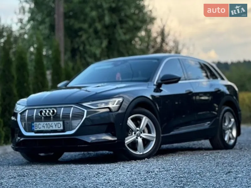 Audi e-tron 2019