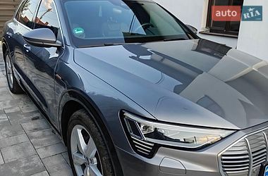 Позашляховик / Кросовер Audi e-tron 2019 в Хмельницькому