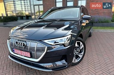 Позашляховик / Кросовер Audi e-tron 2019 в Ужгороді
