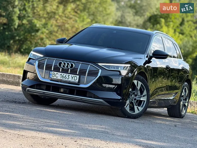 Audi e-tron 2019