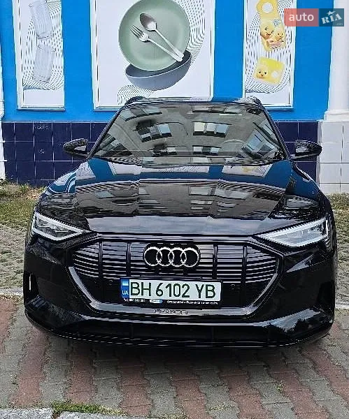 Audi e-tron 2021