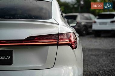 Позашляховик / Кросовер Audi e-tron 2020 в Чернівцях