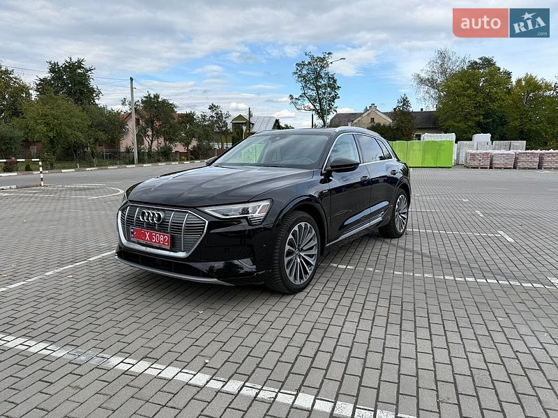 Позашляховик / Кросовер Audi e-tron 2019 в Коломиї