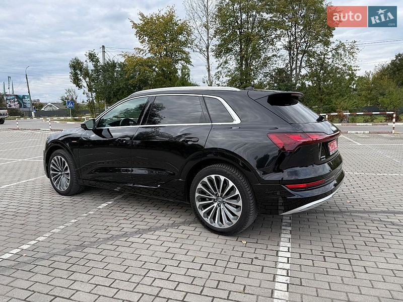 Позашляховик / Кросовер Audi e-tron 2019 в Коломиї