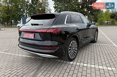 Позашляховик / Кросовер Audi e-tron 2019 в Коломиї
