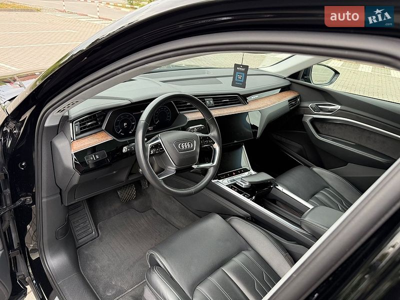 Позашляховик / Кросовер Audi e-tron 2019 в Коломиї