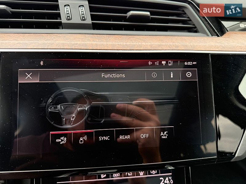 Позашляховик / Кросовер Audi e-tron 2019 в Коломиї