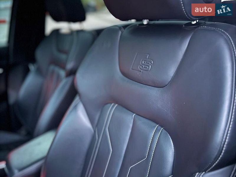 Позашляховик / Кросовер Audi e-tron 2021 в Дніпрі