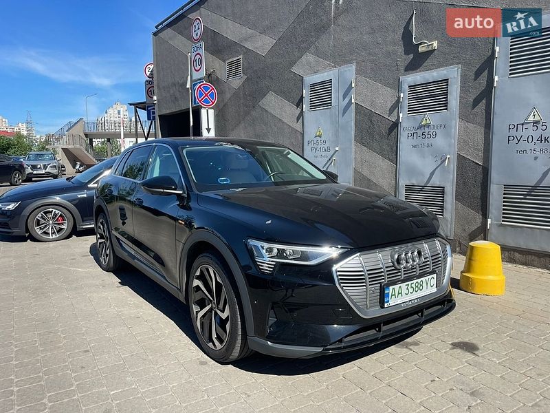 Внедорожник / Кроссовер Audi e-tron 2021 в Киеве фото Внедорожник / Кроссовер Audi e-tron 2021 в Киеве