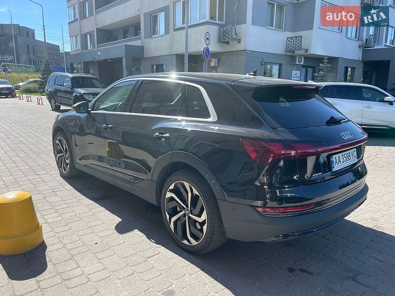 Внедорожник / Кроссовер Audi e-tron 2021 в Киеве фото 3 Внедорожник / Кроссовер Audi e-tron 2021 в Киеве