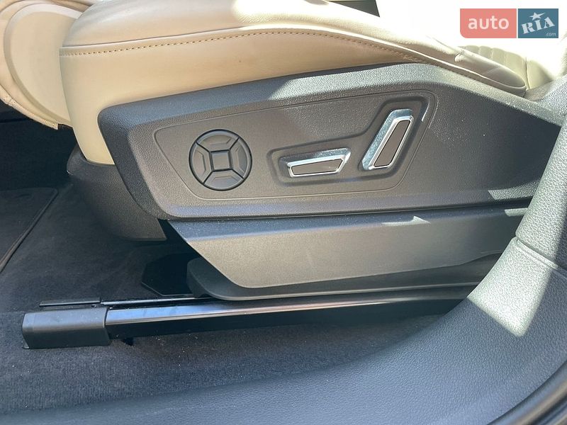 Позашляховик / Кросовер Audi e-tron 2021 в Києві