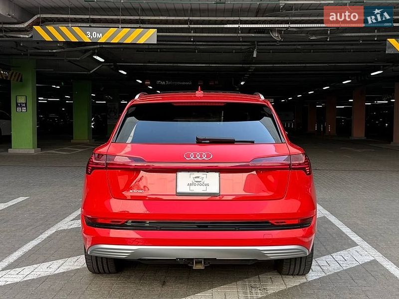 Позашляховик / Кросовер Audi e-tron 2019 в Києві фото 6 Позашляховик / Кросовер Audi e-tron 2019 в Києві