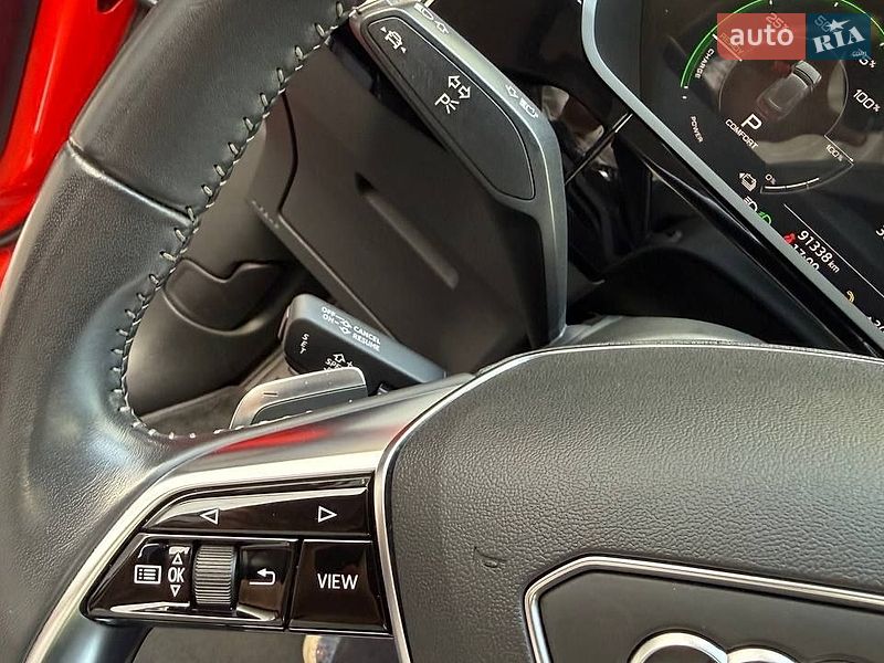 Позашляховик / Кросовер Audi e-tron 2019 в Києві фото 23 Позашляховик / Кросовер Audi e-tron 2019 в Києві