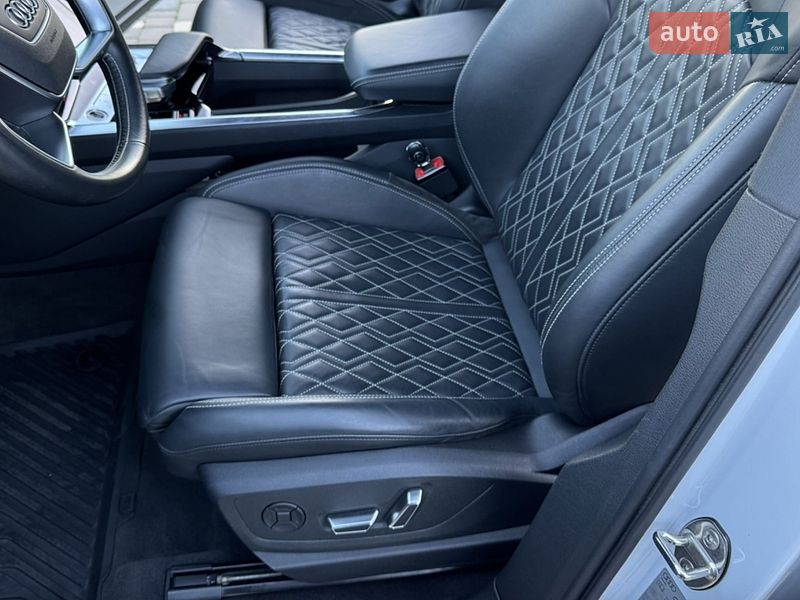 Позашляховик / Кросовер Audi e-tron 2021 в Тернополі фото 18 Позашляховик / Кросовер Audi e-tron 2021 в Тернополі
