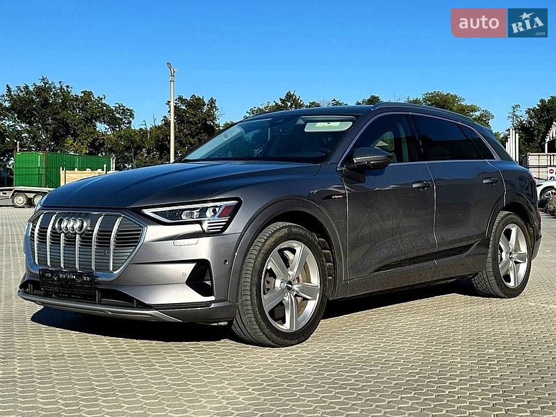 Позашляховик / Кросовер Audi e-tron 2019 в Одесі