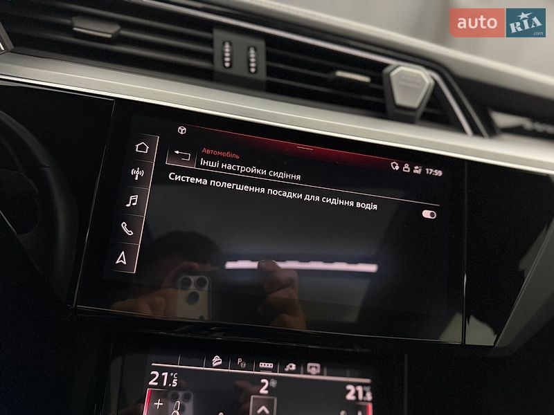 Внедорожник / Кроссовер Audi e-tron 2021 в Дубно