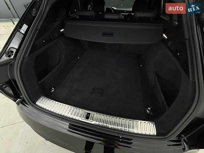 Внедорожник / Кроссовер Audi e-tron 2021 в Дубно
