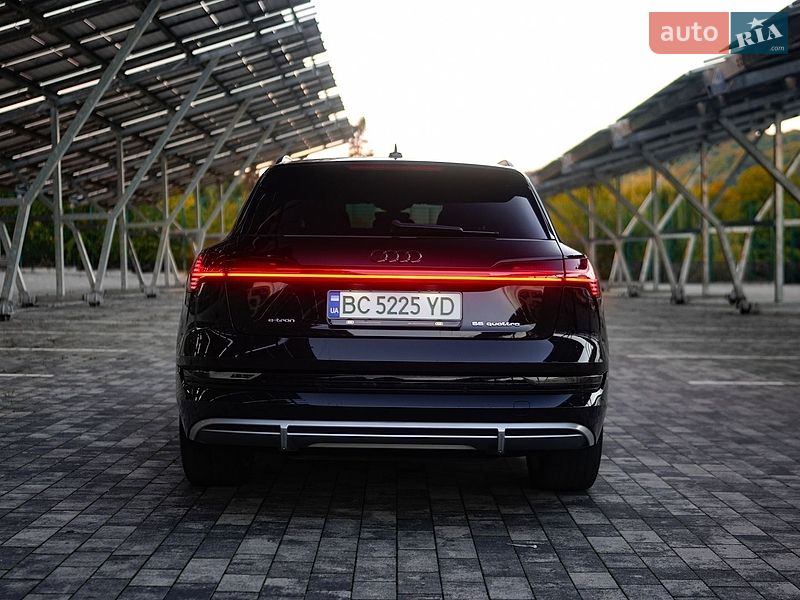 Внедорожник / Кроссовер Audi e-tron 2021 в Львове