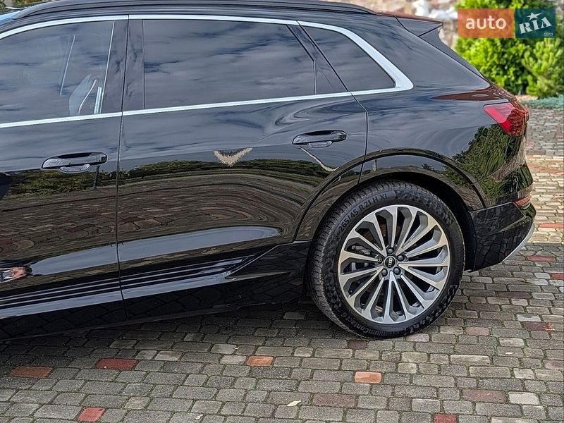 Позашляховик / Кросовер Audi e-tron 2020 в Нововолинську фото 10 Позашляховик / Кросовер Audi e-tron 2020 в Нововолинську