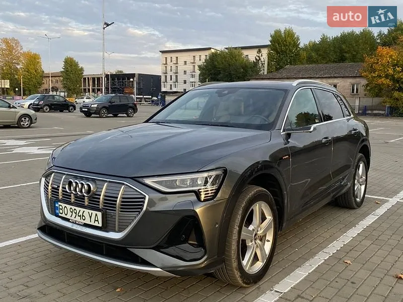 Audi e-tron 2020