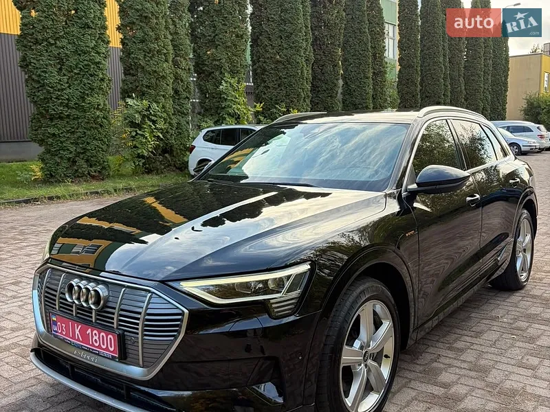 Audi e-tron