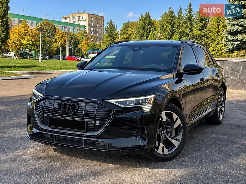 Audi e-tron