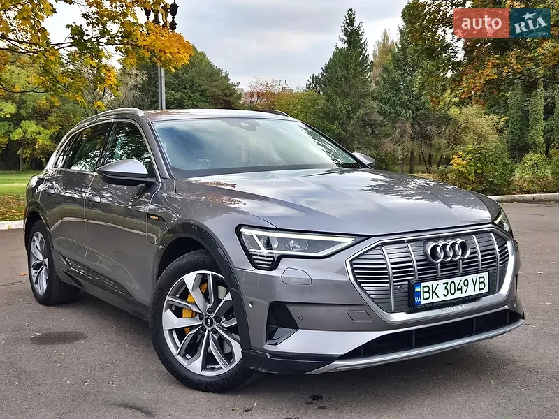 Audi e-tron