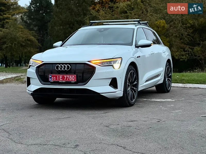 Audi e-tron
