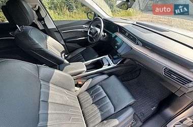Внедорожник / Кроссовер Audi e-tron 2019 в Коломые