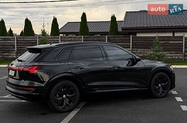 Внедорожник / Кроссовер Audi e-tron 2019 в Харькове