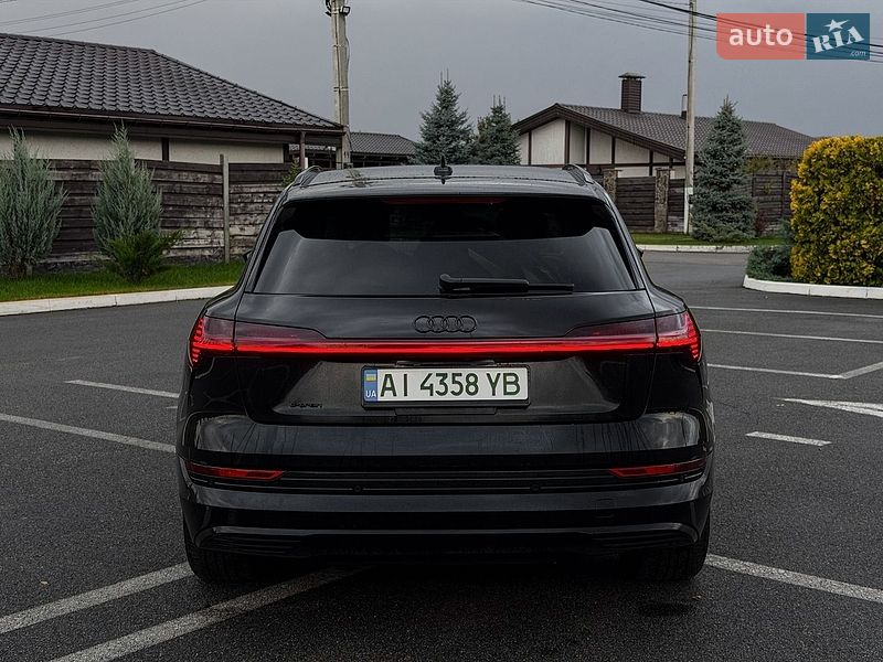 Внедорожник / Кроссовер Audi e-tron 2019 в Харькове