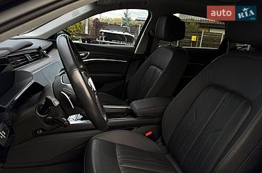 Внедорожник / Кроссовер Audi e-tron 2019 в Харькове