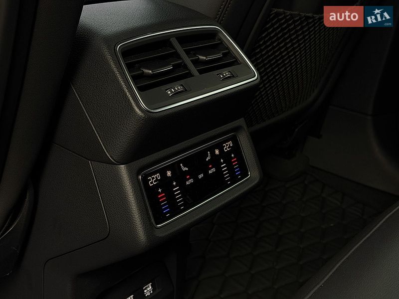 Внедорожник / Кроссовер Audi e-tron 2019 в Харькове
