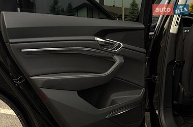 Внедорожник / Кроссовер Audi e-tron 2019 в Харькове