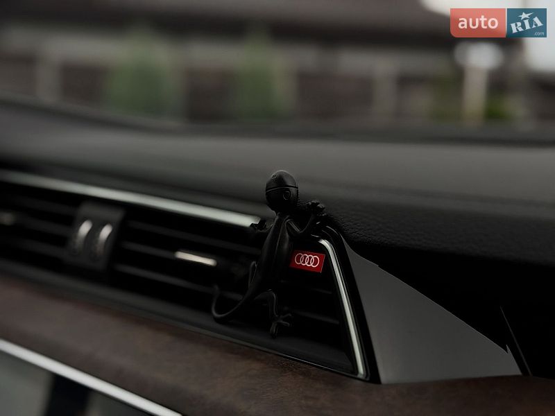 Внедорожник / Кроссовер Audi e-tron 2019 в Харькове