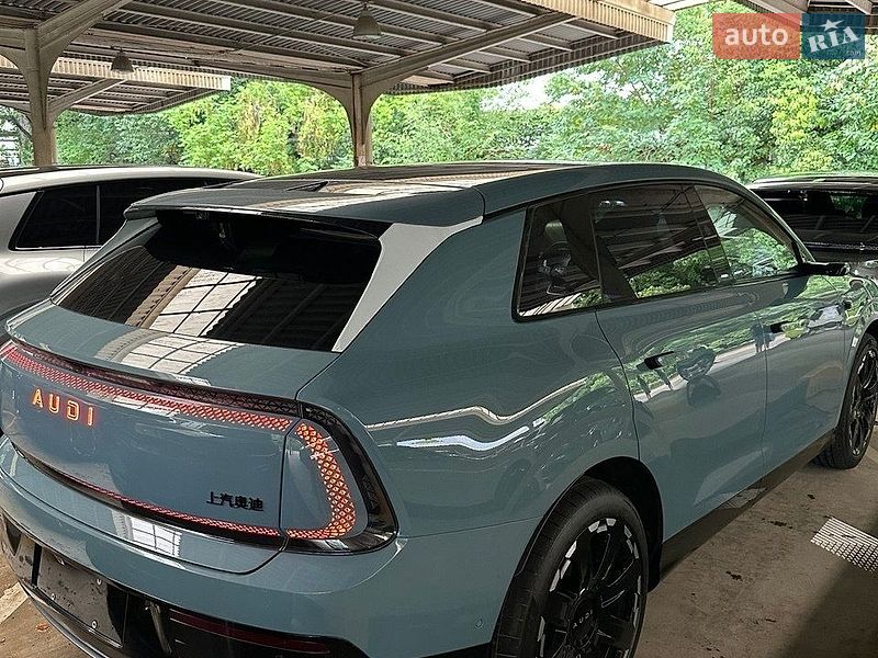 Внедорожник / Кроссовер Audi E7X 2026 в Киеве