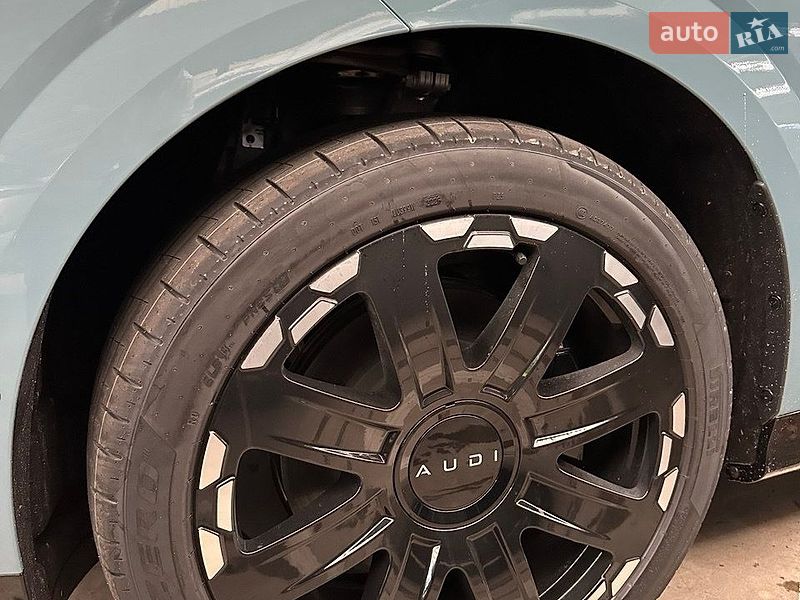 Внедорожник / Кроссовер Audi E7X 2026 в Киеве