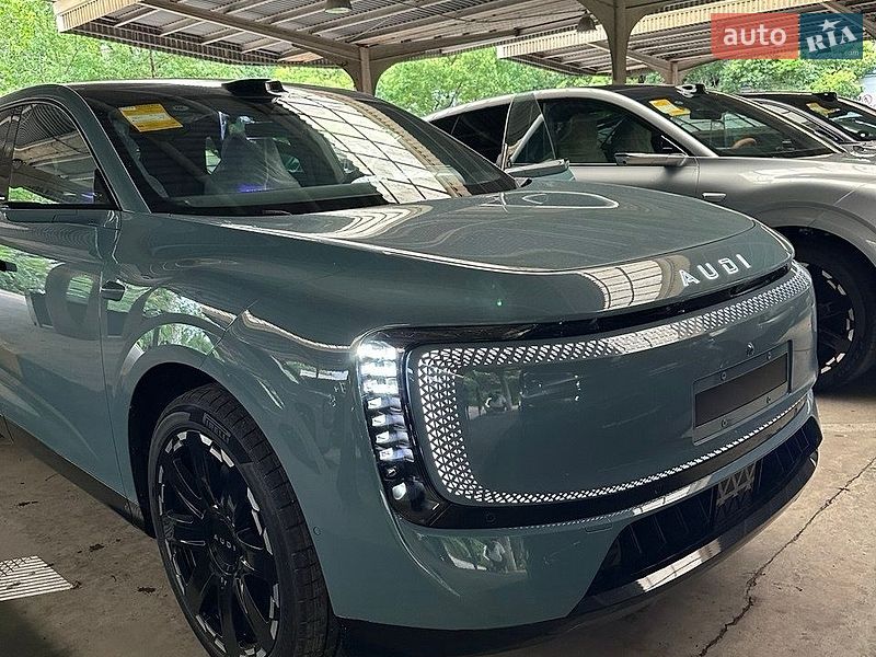 Позашляховик / Кросовер Audi E7X 2026 в Києві