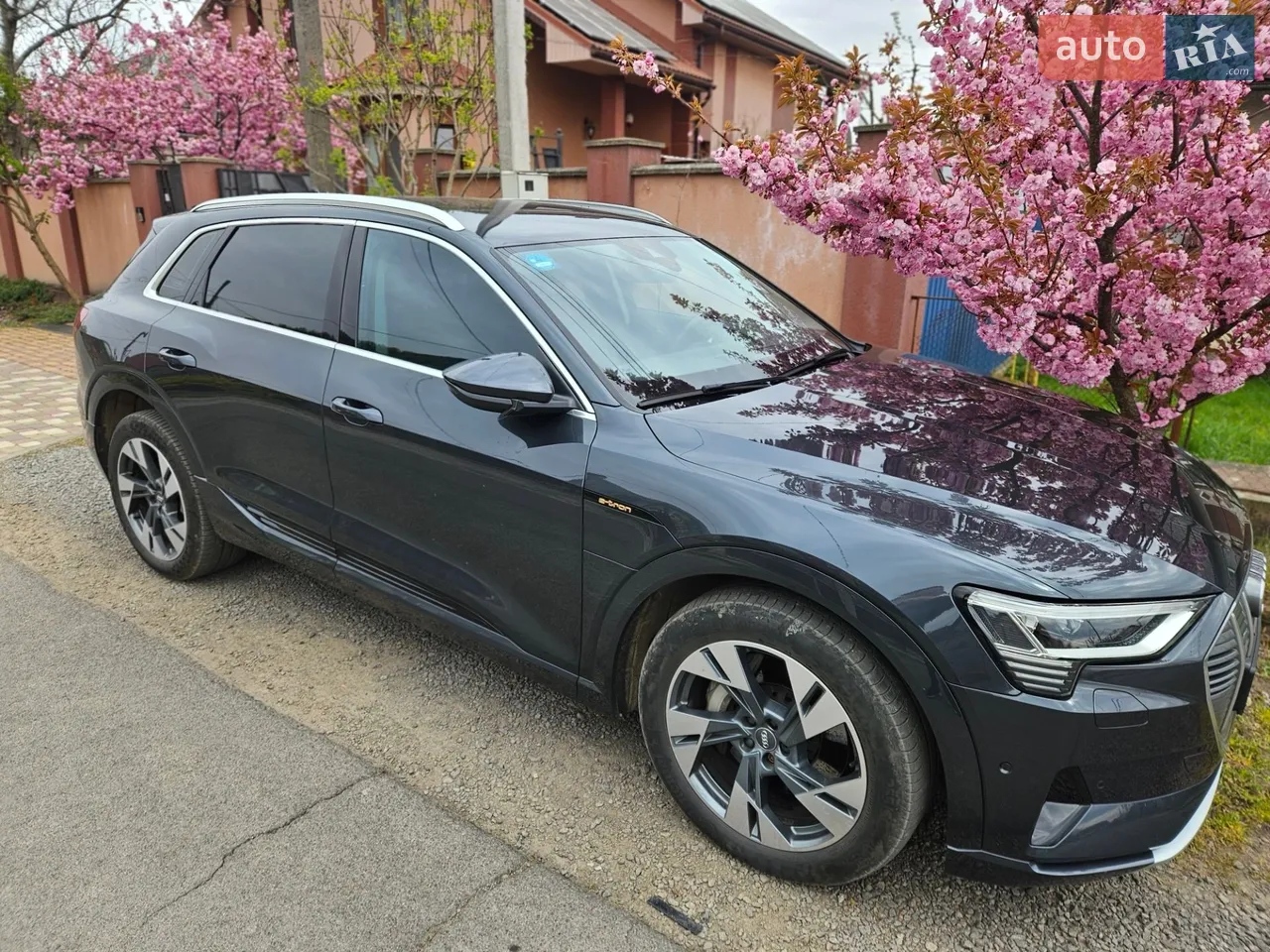 2020 Audi e-tron - мініатюра 20
