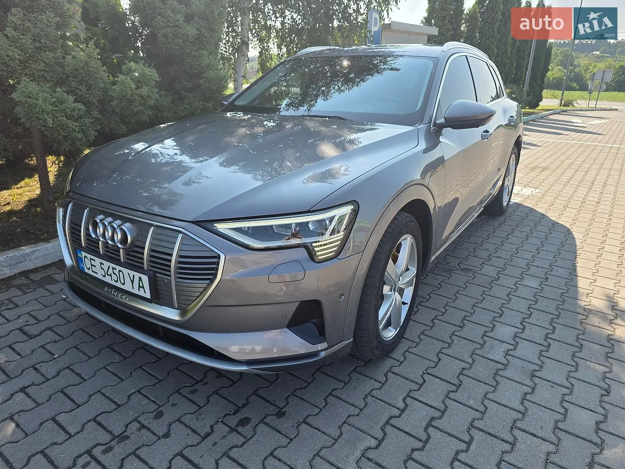 2020 Audi e-tron - мініатюра 22