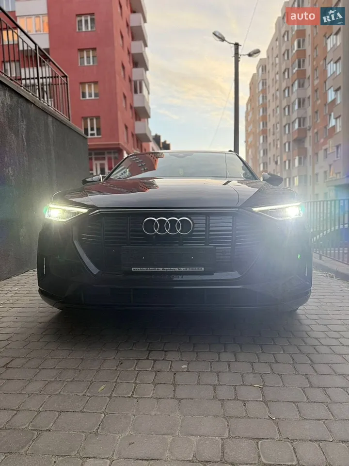 2020 Audi e-tron - мініатюра 22