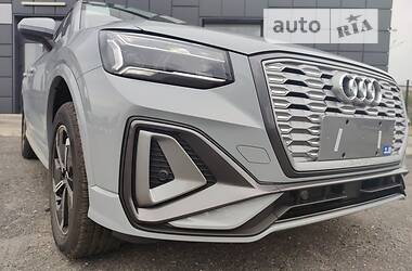 Внедорожник / Кроссовер Audi Q2 2022 в Киеве